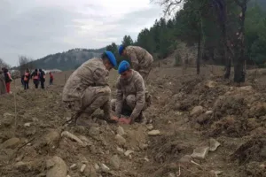 "Geleceğe Nefes Cumhuriyete Nefes" sloganıyla düzenlenen 11 Kasım Milli Ağaçlandırma
