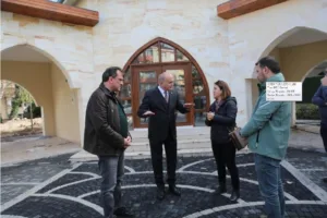 Düzce Belediye Başkanı Dr. Faruk Özlü, inşası tamamlanan Kırım Türkleri