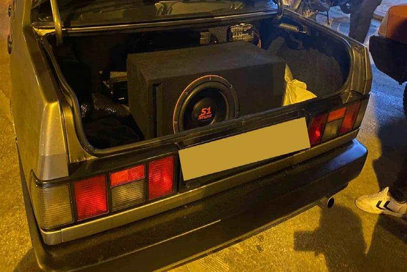 Kastamonu’da çevreyi rahatsız edecek gürültüye sebep olan sürücülere cezai işlem