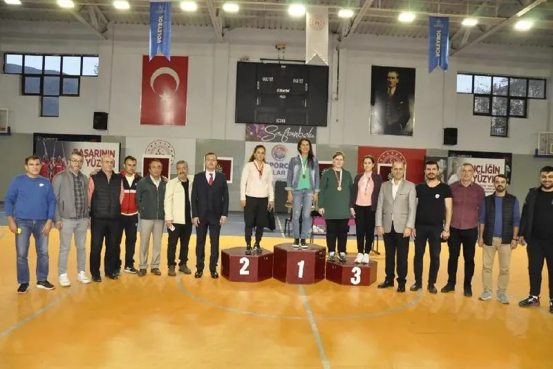 Safranbolu’da Dart Turnuvası düzenlendi