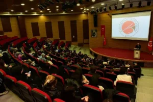 Türk edebiyatının önemli şair ve yazarlarından Sezai Karakoç, doğumunun 90’ıncı