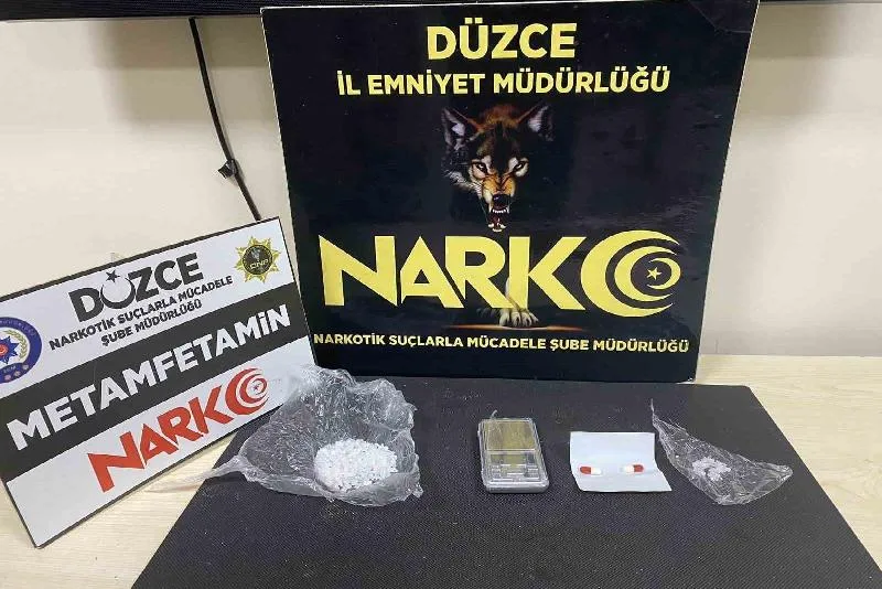 Düzce İl Emniyet Müdürlüğü ekiplerinin yaptıkları şok denetimlerde ve operasyonlarda