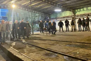 Türkiye Taşkömürü Kurumu (TTK) Üzülmez Müessesi’nde maden işçileri, yeni açılan