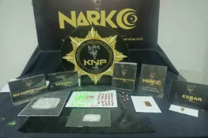 Karabük’te düzenlenen iki ayrı uyuşturucu operasyonunda 2 şüpheli gözaltına alındı.