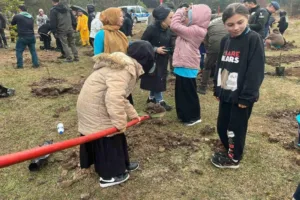 Kastamonu’nun İhsangazi ilçesinde “Cumhuriyete nefes” sloganıyla, sağanak yağışa aldırış edilmeden
