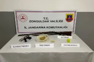 Zonguldak İl Jandarma Komutanlığı ekiplerince düzenlenen uyuşturucu operasyonunda çok sayıda