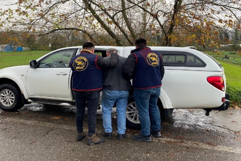 24 yıl hapis cezası ile aranan cinayet zanlısı kıskıvrak yakalandı Zonguldak’ta hakkında kasten öldürme suçundan kesinleşmiş 24 yıl hapis cezası