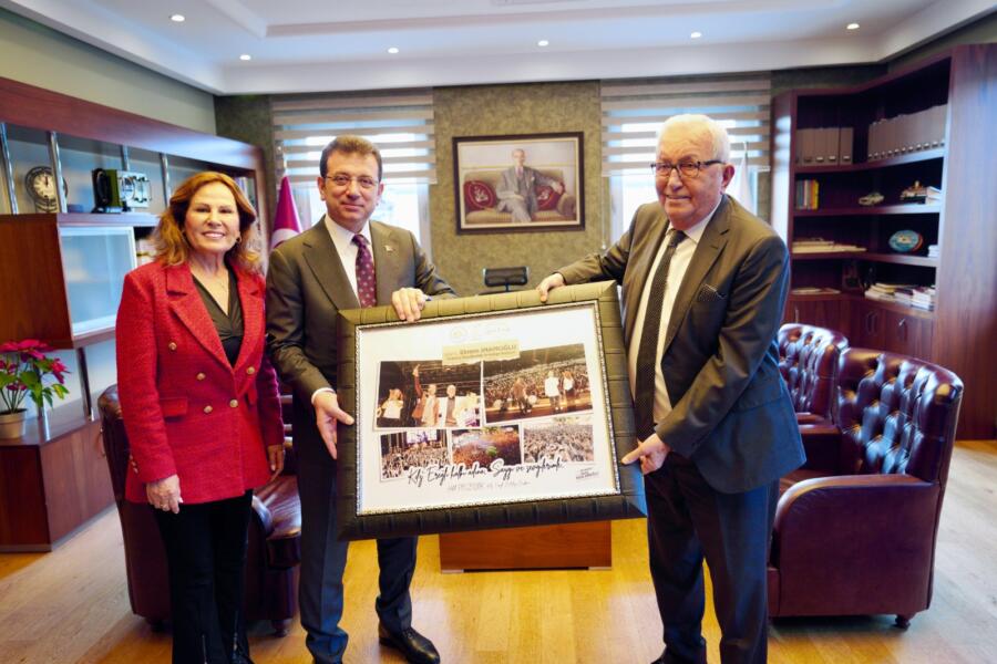 İMAMOĞLU: KDZ. EREĞLİ’Yİ VE KDZ. EREĞLİ HALKINI SEVİYORUZ. SAHİL YAZA PIRIL PIRIL OLACAK Kdz. Ereğli Belediye Başkanı Halil Posbıyık, İBB Başkanı Ekrem