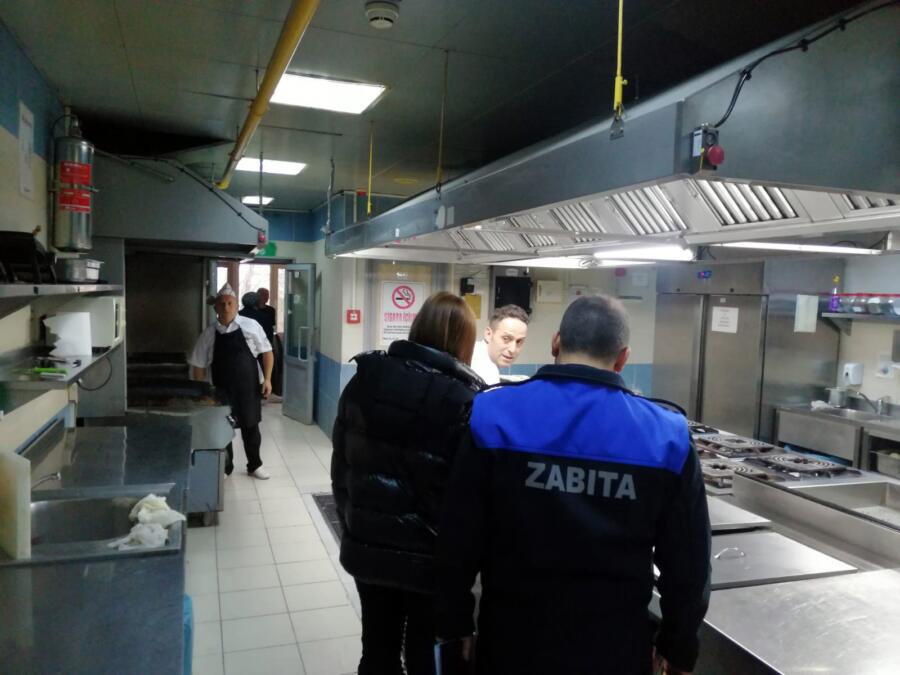   Kdz. Ereğli Belediyesi Zabıta Müdürlüğü ekipleri, yeni yıl öncesi