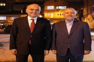 Düzcespor ve Fenerbahçe’nin eski başkanı Aziz Yıldırım, Düzce Belediye Başkanı