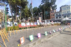 Kastamonu’nun Tosya ilçesinde, İsrail’in Filistin’e yönelik saldırılarında yaşanan zulüm açılan