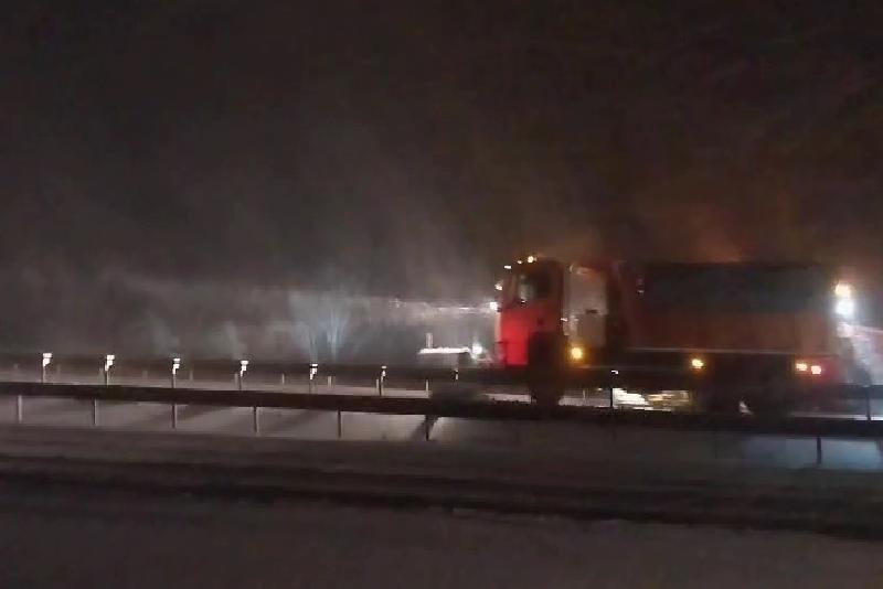 Karadeniz’i İstanbul’a bağlayan D-100 karayolunun Kemikli Geçidi mevkisinde kar yağışı