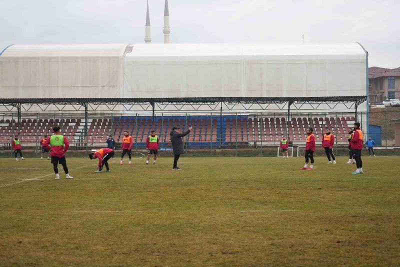 TFF 2. Lig’in ilk devresini 7 puan farkla lider olarak