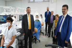 Karabük Üniversitesi (KBÜ) Diş Hekimliği Fakültesi tarafından düzenlenen 2023-2024 Eğitim-Öğretim