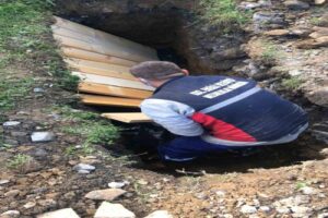 Zonguldak’ın Ereğli ilçesinde tam fırtına sebebiyle parçalanarak kıyıya vuran Pallada