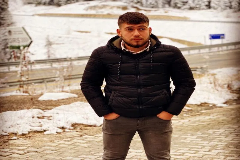 Kastamonu’da tartıştığı kişi tarafından av tüfeği ile vurulan genç, kaldırıldığı