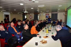 Zonguldak Valiliği, geçen 19 Kasım günü batan Kafkametler adlı yük