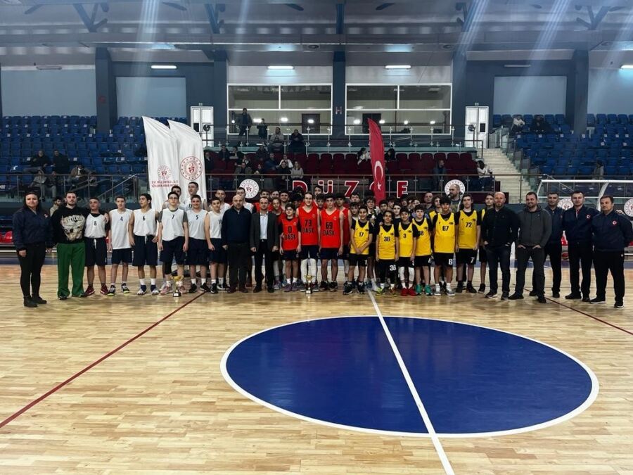 DÜZCE U16 ERKEKLER BASKETBOL YEREL LİGİ ŞAMPİYONU BELLİ OLDU Düzce’de
