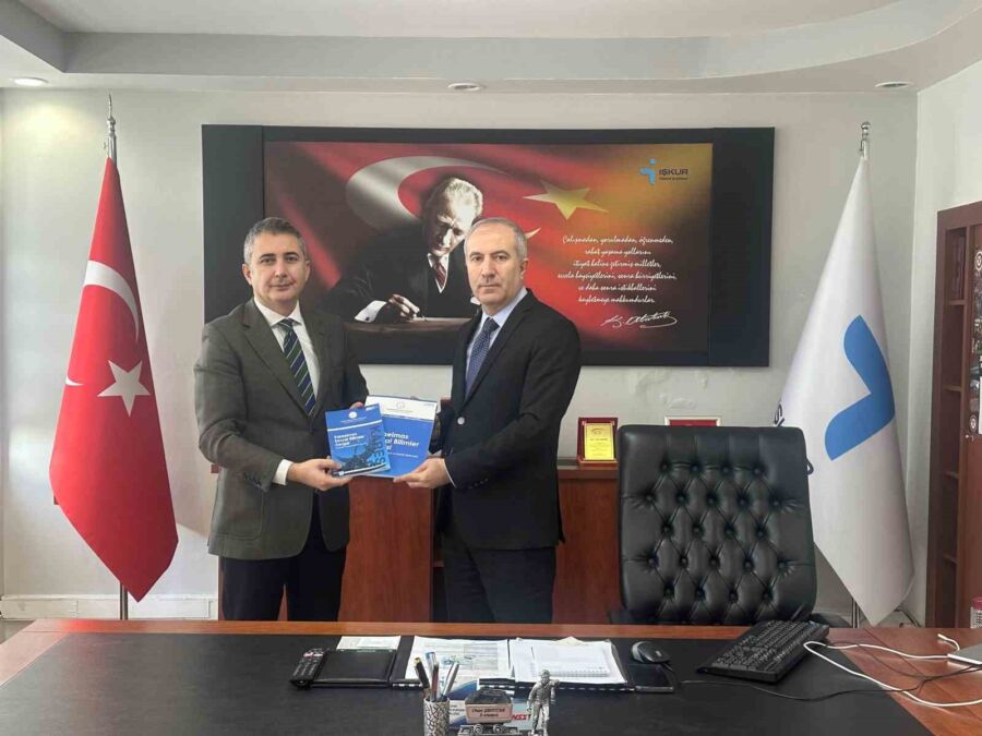 ZBEÜ Yetkilileri Zonguldak’ta İstihdam ve Mesleki Eğitim İçin Değerli İsimlerle Buluştu Zonguldak Bülent Ecevit Üniversitesi (ZBEÜ) İnsan ve Toplum Bilimleri Fakültesi