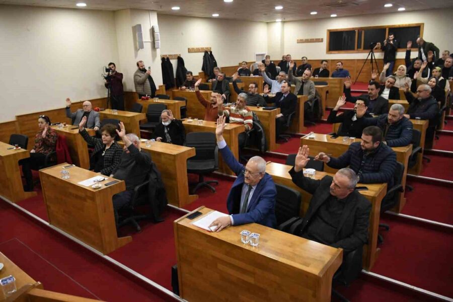 Karabük Belediye Başkanı Rafet Vergili, emeklilere yönelik toplu taşıma ve