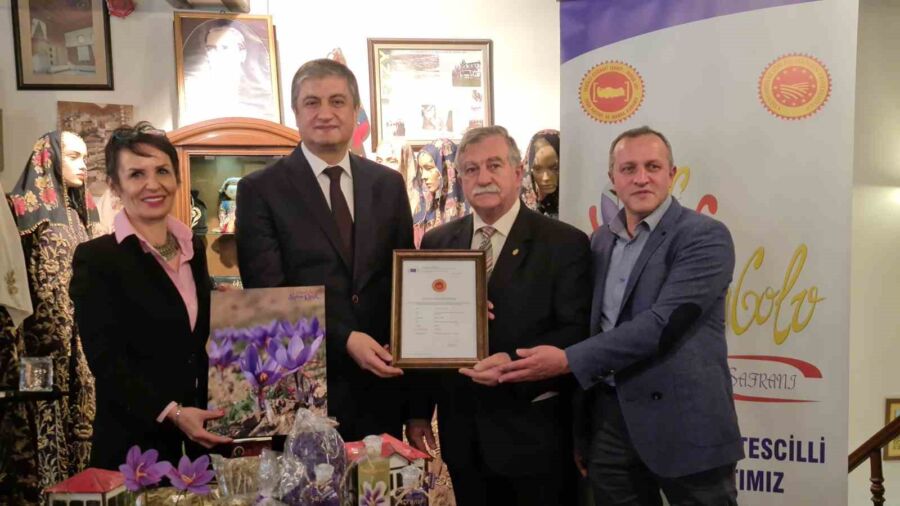 Türkiye’nin ilk tescilli baharatı ve dünyanın en pahalı baharatı olan