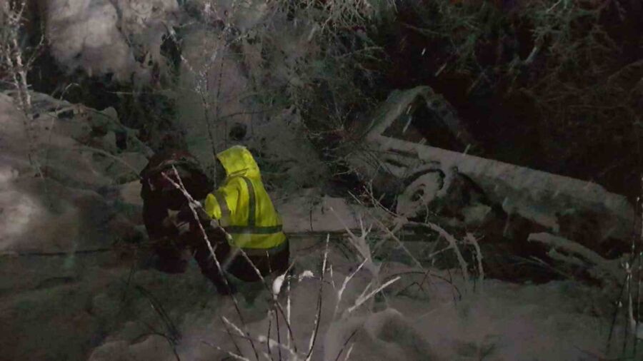 Karabük’ün Safranbolu ilçesinde meydana gelen yoğun kar yağışı, bölgede ulaşımı