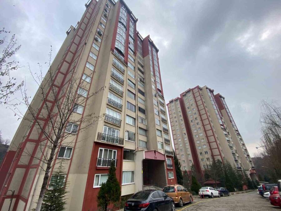 Karabük’ün Cevizkent Toki Konutları’nda meydana gelen talihsiz olayda, 14 yaşındaki