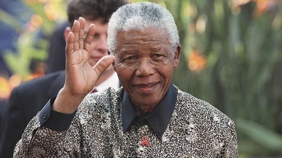 Güney Afrika Hükümeti, Nelson Mandela’ya Ait Eşyaların Satışını Durdurmaya Çalışıyor