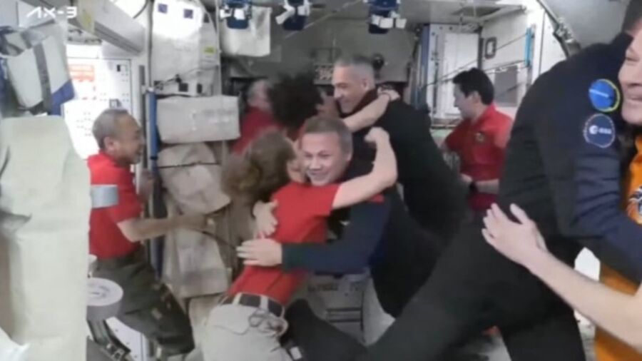 Türkiye’nin İlk Astronotu Uzay İstasyonuna Karşılandı