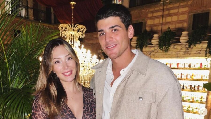 Yasmin Erbil, katıldığı bir programda babasına dair açıklamalar yaparak herkesi