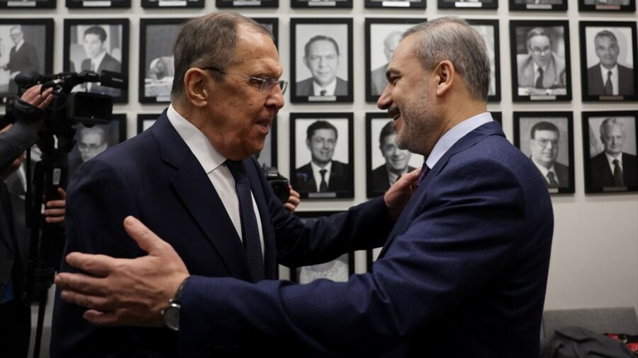 Türkiye Dışişleri Bakanı Hakan Fidan, Rus mevkidaşı Lavrov’la bir araya