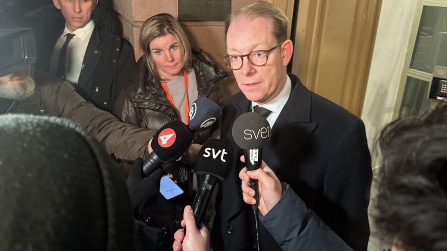 İsveç Dışişleri Bakanı Tobias Billström, ülkesinin NATO’ya katılımına ilişkin kanun