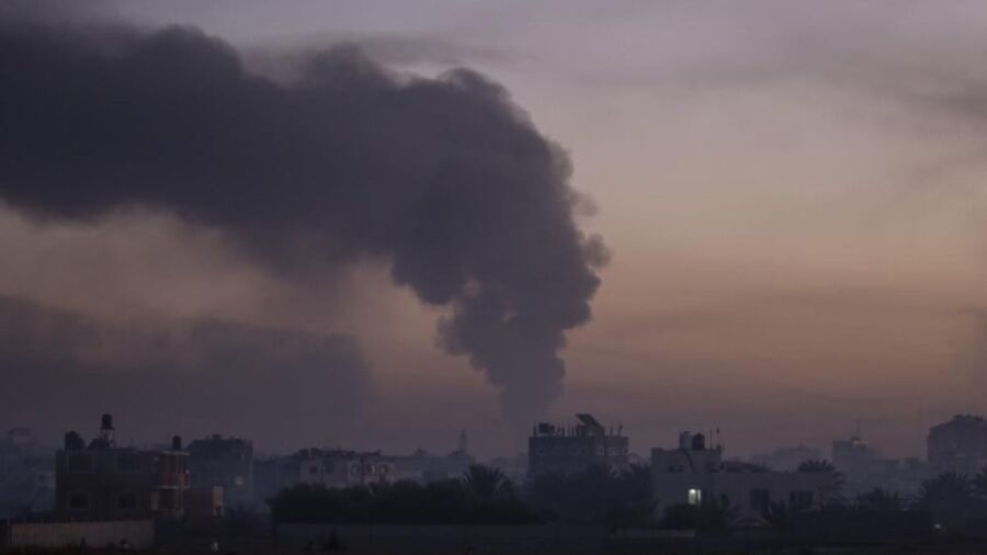 İsrail’in Han Yunus kentinde, Birleşmiş Milletler’e ait binaya düzenlenen saldırıda,