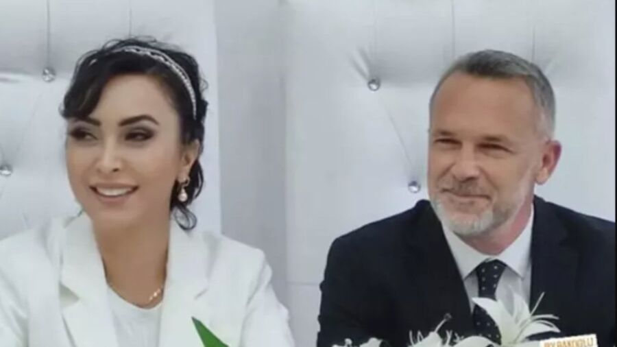 Ünlü oyuncu Canan Hoşgör, 3 yıldır beraber olduğu iş insanı