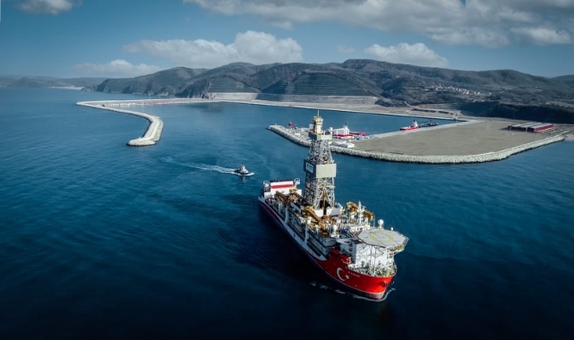 Karadeniz Gaz Sahasından 1 Milyon Hanenin İhtiyacı Karşılanıyor Türkiye’nin enerji bağımsızlığını artırmak amacıyla Karadeniz’de doğal gaz üretimi önemli