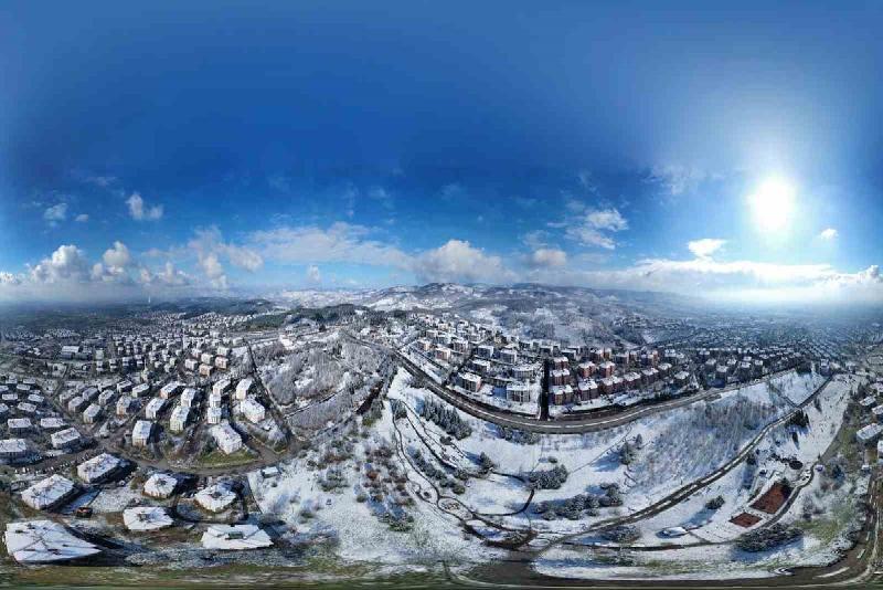 DÜZCE (İHA) – Düzce’de kar yağışı, dün akşam saatlerinde etkili