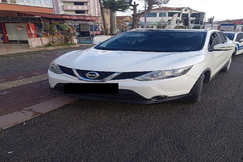 Sahte plaka ile polise yakalandı Zonguldak’ta bir kişi sahte plakalı araç kullanırken yakalandı. Sürücüye 32