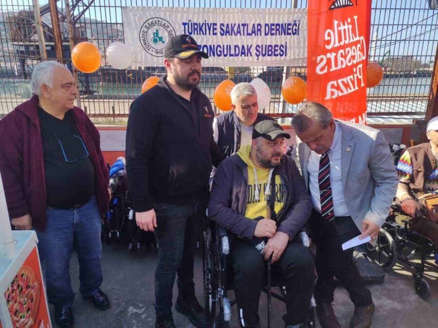 Zonguldak’ta ihtiyaç sahibi engellilere tekerlekli sandalye sevinci yaşandı!