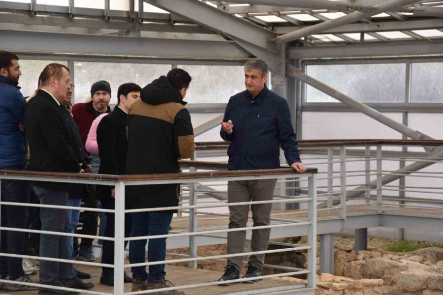 Karabük Valisi Mustafa Yavuz, Eskipazar ilçesinde bulunan Hadrianopolis Antik Kenti’nde