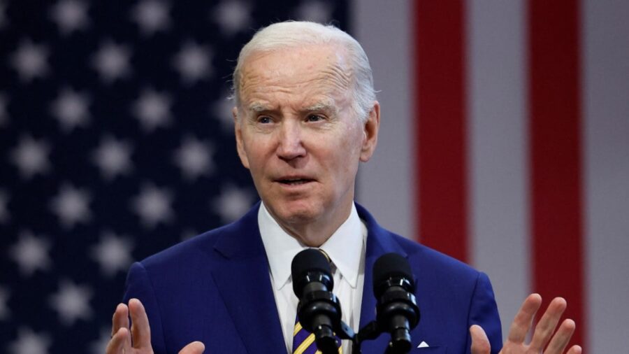 Biden, Senato’da Güvenlik Düzenlemesinin Takılmasını Trump’a Bağladı ABD Başkanı Biden, Meksika sınırında güvenliğin artırılmasıyla ilgili düzenlemenin Senato’ya