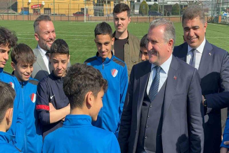 Cumhurbaşkanı Recep Tayyip Erdoğan’ın liderliğinde çok sayıda spor tesisi yapıldığını