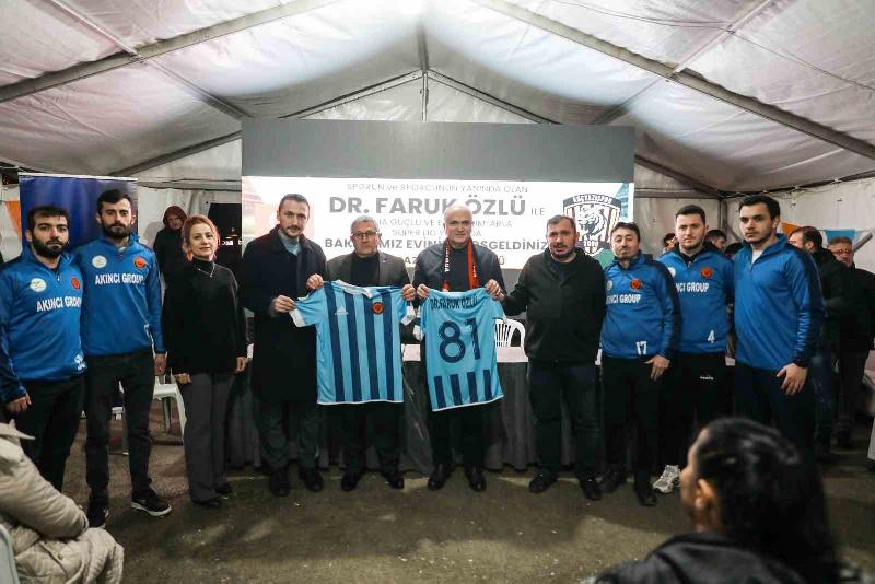 Düzce Belediye Başkanı Faruk Özlü, Koçyazı Mahalle sakinleriyle bir araya