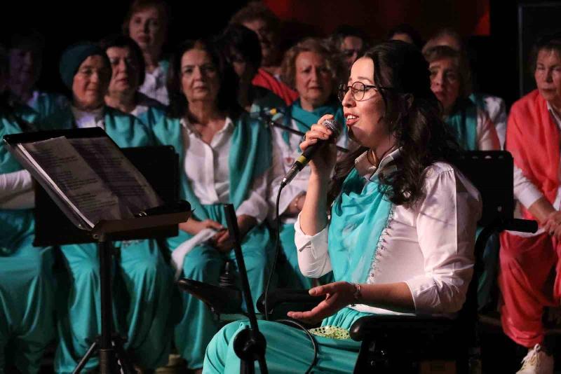 Bolu Belediyesi Köroğlu Türk Halk Müziği Korosu, dün gerçekleştirdikleri Sıra