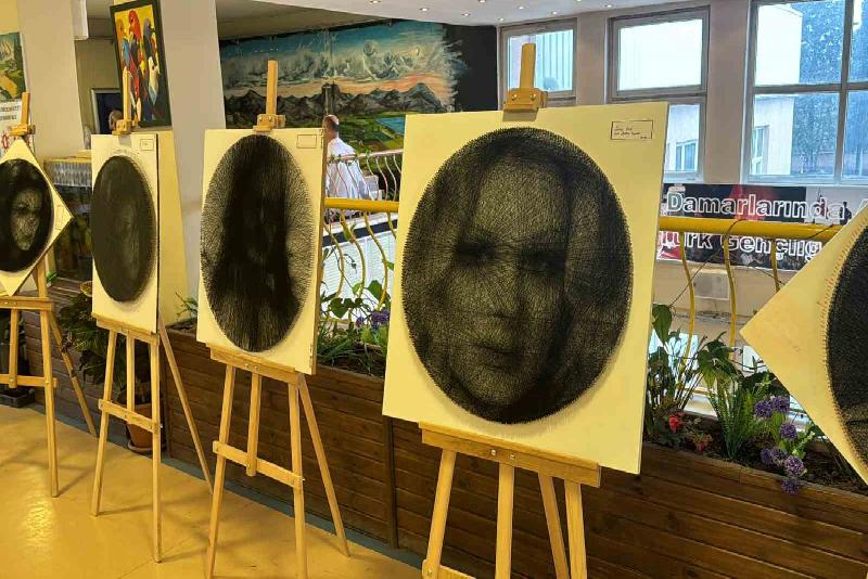 Düzce’de lise öğrencileri filografi sanatını 2 ayda öğrenip, metrelerce uzunlukta