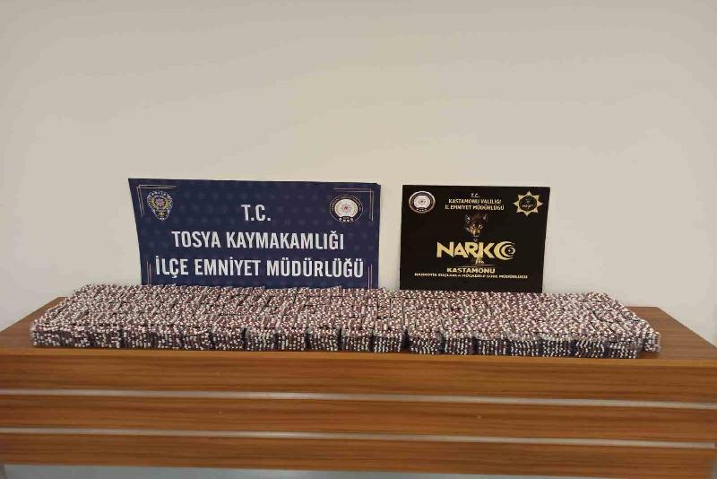 Kastamonu’da polis ekipleri tarafından 27 bin 967 adet sentetik ecza