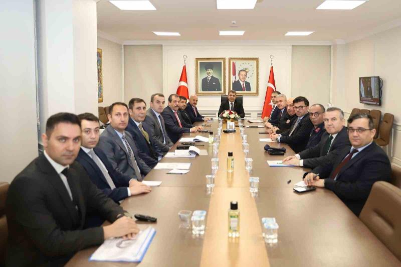 DÜZCE (İHA) – Düzce Valisi Selçuk Aslan başkanlığında bahar dönemi