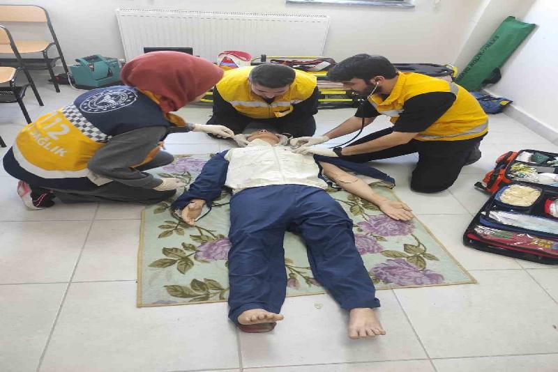 DÜZCE(İHA) – Düzce İl Sağlık Müdürlüğüne bağlı 112 Acil Sağlık