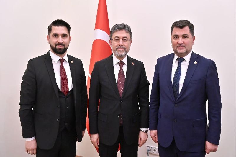 Tarım ve Orman Bakanlığı yatırımlarını konuştular DÜZCE(İHA) – AK Parti Düzce Milletvekili Ercan Öztürk, Tarım ve