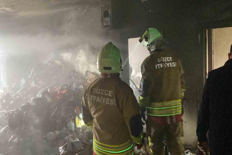 DÜZCE(İHA) – Düzce’nin Arapçiftliği Mahallesinde iki katlı evin alt katında