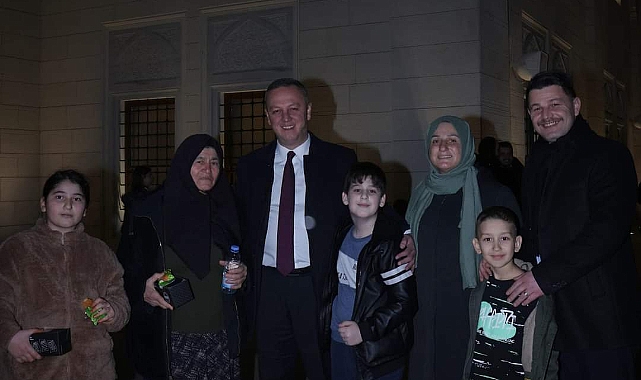 Zonguldak Belediye Başkanı Ömer Selim Alan, Vatandaşların Kandilini Kutladı Zonguldak Belediye Başkanı ve Cumhur İttifakı Belediye Başkanı Adayı Dr.